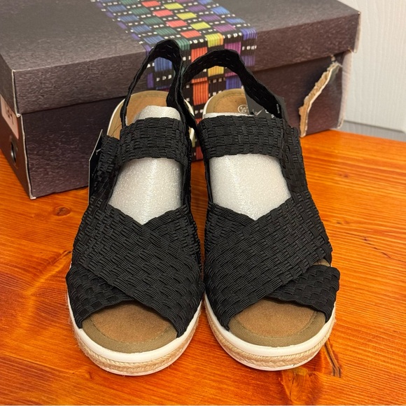 Bernie Mev Women's ESPA Buttercup black woven wedge sandals Size 36 - Picture 4 of 7